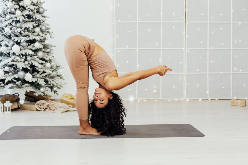 Préparer votre corps à  Noél avec le yoga !