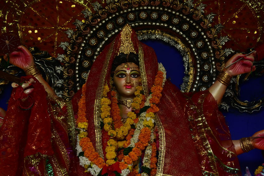 Shakti, le feminin dans le yoga Le principe féminin dans le yoga : Shakti