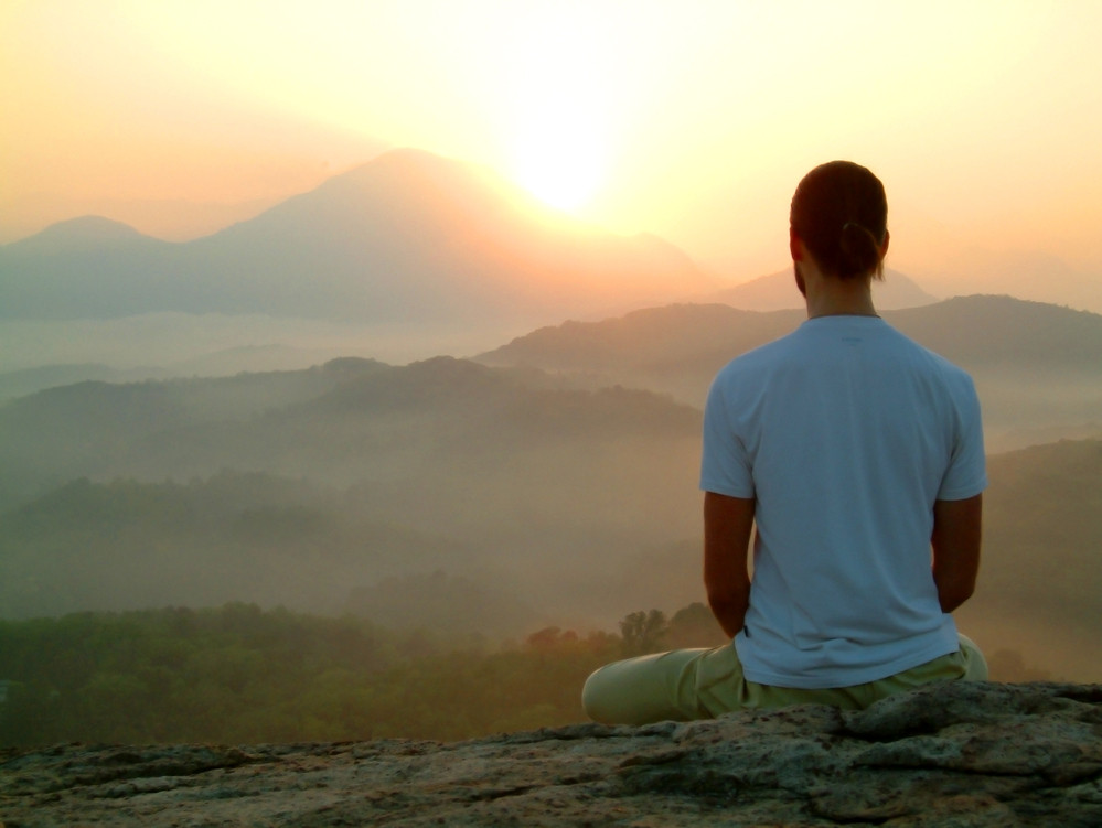 Mieux comprendre le Mantra Ohm shanti, shanti, shanti Le sens du mantra Om Shanti, Shanti, Shanti
