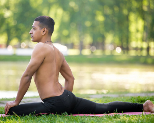 Kapotasana, la posture du pigeon
